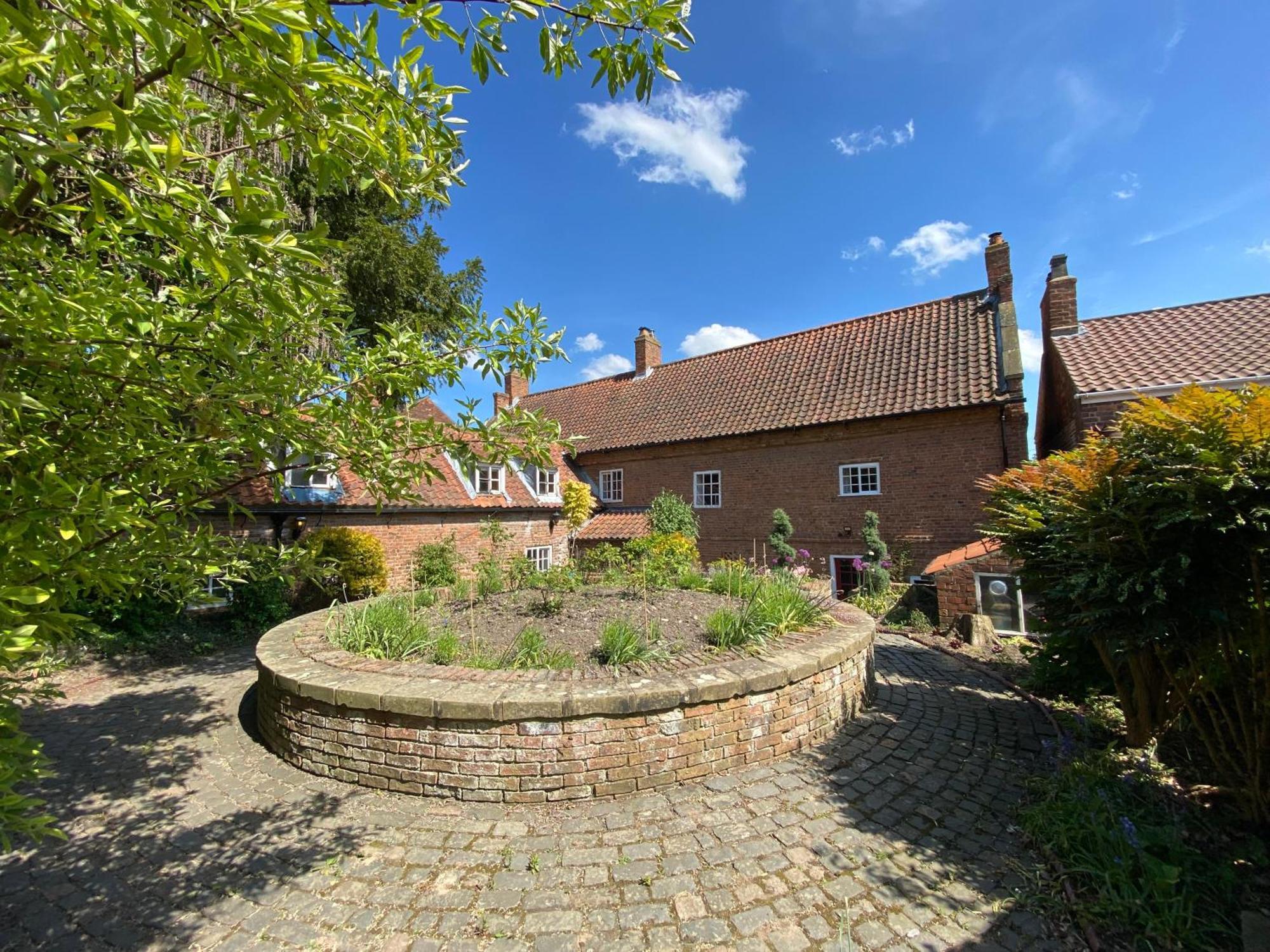 Papist Hall Cottages Barrow upon Humber 外观 照片